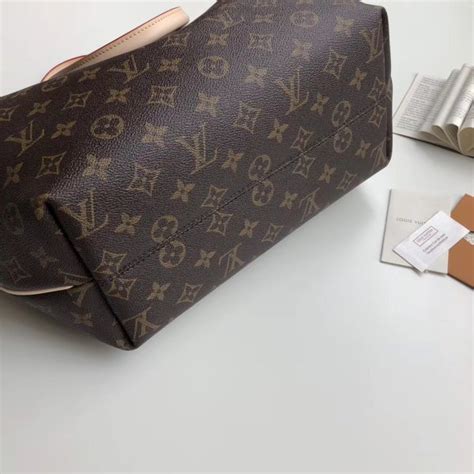lv borsa alma falso